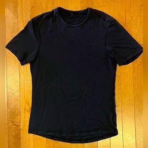 Lululemon 5 Year Basic Tee Shirt Short Sleeve Crewneck Black Small